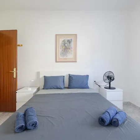 Suenos Piscina Costa Dorada Holiday home Calafell