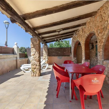 Suenos Piscina Costa Dorada Holiday home *